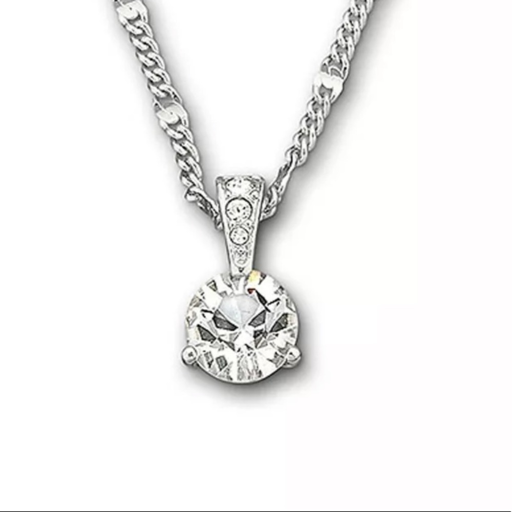 Swarovski Solitaire Pendant Necklace - brand new in box